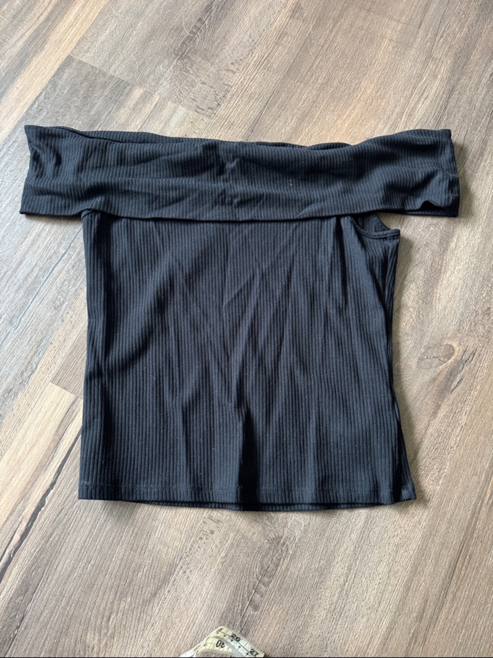 Old Navy Black Off-the-Shoulder Ribbed Top